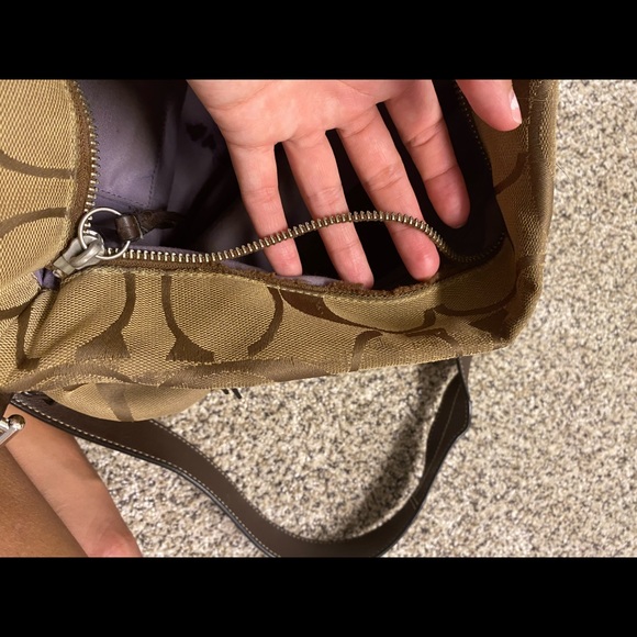 Coach purse - Picture 3 of 6